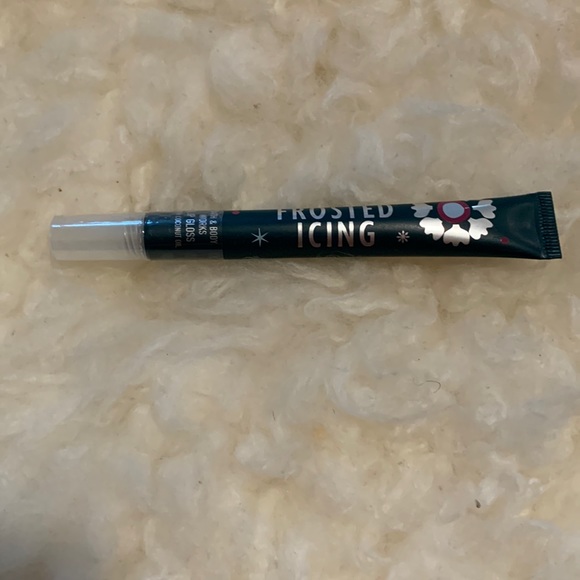 Bath & Body Works Makeup New Bbw Frosted Icing Lip Gloss Poshmark